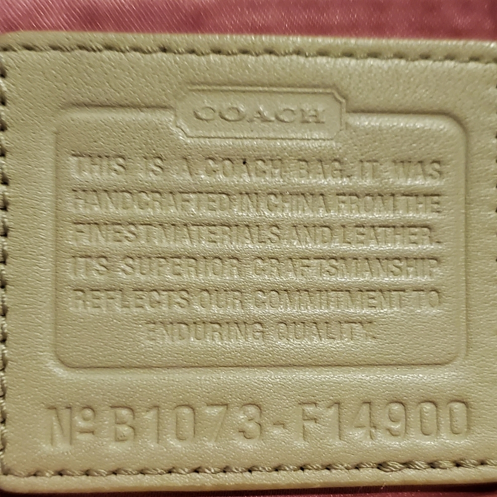 Handbag - Picture 5 of 7